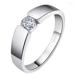 Clusterringen Sterling Silver Ring ingelegd met acht pijlen en sterren Zirkon Men Women Women Simple High-End Jewelry Wedding Betrokkenheid