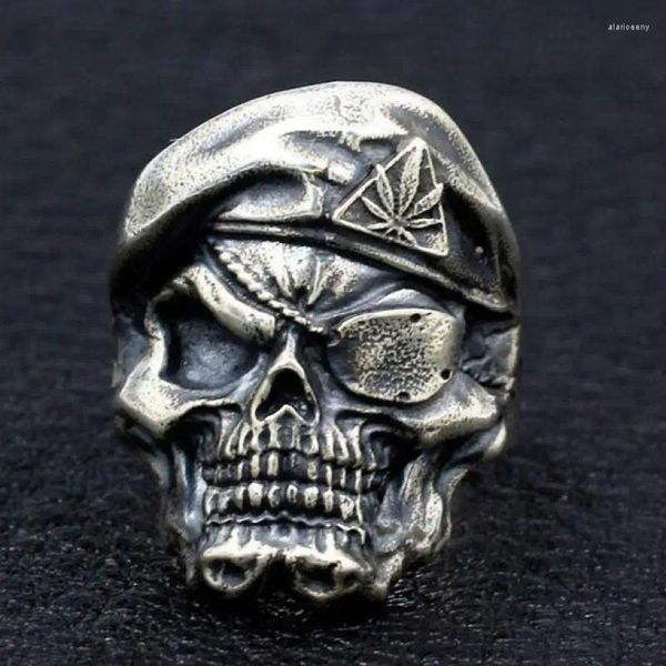 Anillos de racimo estilo vintage vikingo capitán cráneo metal punk gótico anillo para hombres rock fiesta biker joyería al por mayor