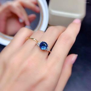 Cluster Rings Stijlvolle London Blue Topaz hanger acht harten en pijlen High Carbon Diamond Fancy Treasure Live Mouth Ring