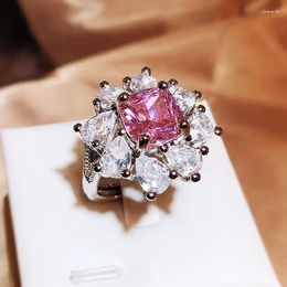 Branche de cluster Sweet Pink Diamond Zircon Floral Ring Romantic Saint Valentin de la Saint-Valentin Jewelry 925 Tampon de tampon