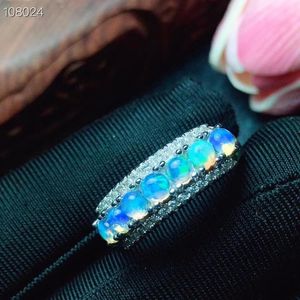 Bagues en grappe La bague en opale naturelle en argent 925 pour femme est luxueuse et à la mode, vous le méritez