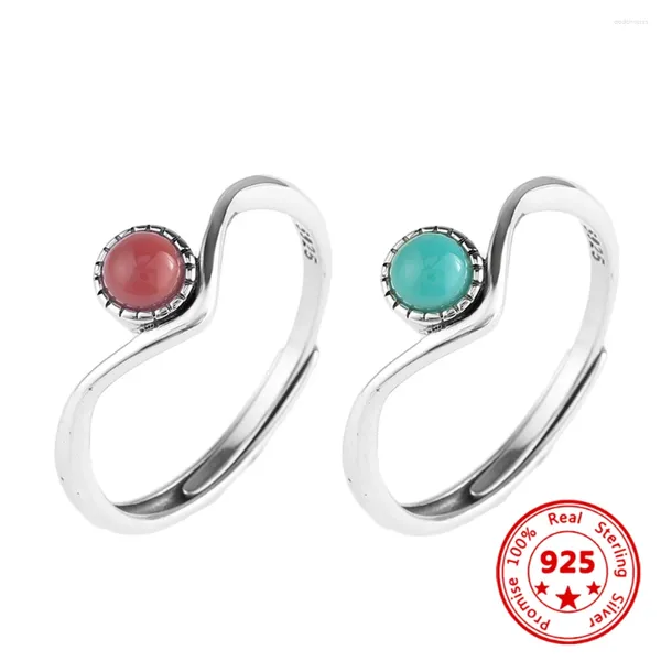 Bagues de cluster True 925 Sterling Silver South Red Agate Turquoise Bague en forme de V Simplicité élégante pour le charme du doigt des femmes Jeweled