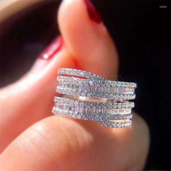 Bagues en grappe Taille US 6-10 Bijoux de luxe en argent sterling 925 Full Princess Cut White Topaz CZ Diamond Cross Ring Eternity Women Wedding