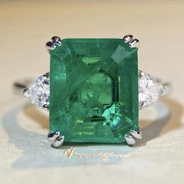 Cluster anneaux Vinregem 10 12 mm 9ct Emerald Gemstone Cocktail Party Ring For Women Vintage 925 Engagement de mariage en argent sterling Fine