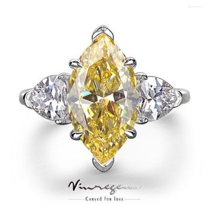 Clusterringen VinRegem 925 Sterling Silver Marquise Cut 6ct Yellow Sapphire Creëren Moissanite bruiloft Betrokkenheid Fijne sieraden Groothandel