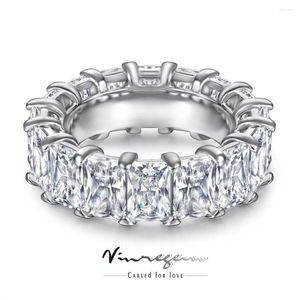 Cluster anneaux Vinregem Radiant Emerald Cut 4 MM Lab Créé Sapphire Gemstone 925 Sterling Silver Ring For Women Wedding Band Bijoux