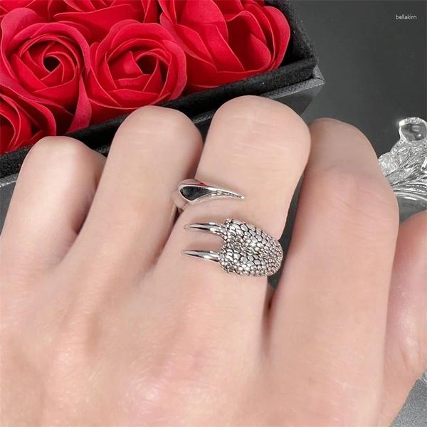 Cluster anneaux vintage dragon griffe anneau ouvrir la personnalité créative index masculin accessoires accessoires 925 Silver Women Jewelry