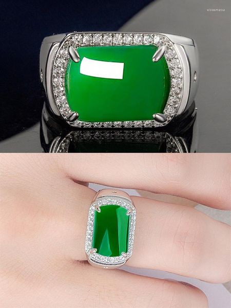 Bagues de Grappe Vintage Vert Jade Émeraude Pierres Précieuses Diamants Pour Hommes Femmes Or Blanc Rempli Argent 925 Bijoux Bague Bijoux Cool Bandes