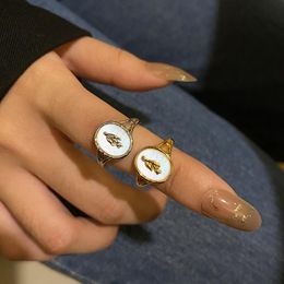 Clusterringen witte schaalring voor vrouwen vintage trendy rozenbloem verstelbare gouden accesorios westerse sieraden dropship leveranciers