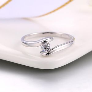 Bagues en grappe pour femmes Style de luxe léger Zircon anneau haut Simple cristal argent autrichien pleine grandeur cadeau commémoratif