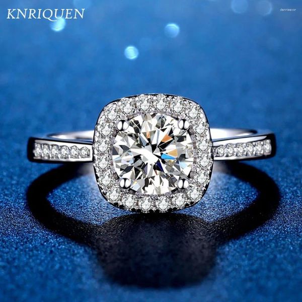 Cluster anneaux de luxe pour femmes réel d couloir Moisanite Pass Pass Diamond Test Wedding 925 Sterling Silver Engagement Eternity Ring Jewelry