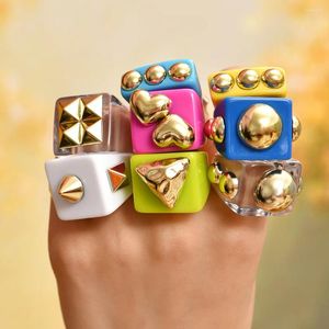 Cluster Ringen Y2K Goud Kleur Hart Geometrische Vierkante Ring Voor Vrouwen Meisjes Mode Snoep Kleurrijke Hars Acryl Grote Esthetische Sieraden Gift