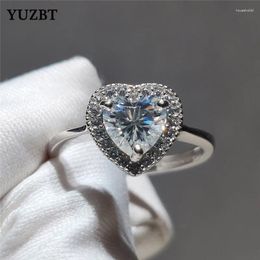 Bagues de cluster Yuzbt Femmes 925 Argent 2 Forever Love Gemstone Bague Excellente Coupe Diamant Test Passé D Couleur Moissanite Coeur Mariage
