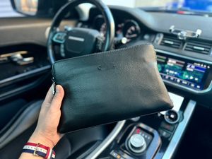 Sac d'embrayage de grande capacité sac à main pour le chair de téléphone en cuir 2024 Luxury Famous Brand Pouch pour Boy Men Wallet