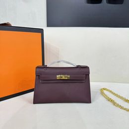 Pochette améliorée boucle dorée portefeuille chaîne sac grande capacité sac pour téléphone portable sac de créateur design noble sac d'affaires sac à aisselles sac à la mode bonne apparence