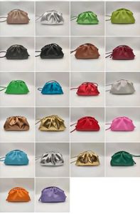 Pochette décontractée en cuir souple pour boulettes, nouvelle marque de luxe de haute qualité, sac nuage plié à la mode, sac à bandoulière unique, 2024
