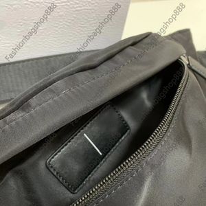 Sacs de poitrine en nylon de marque Co, sac de taille, espace nécessaire pour répondre aux nécessités de la vie quotidienne, tissu imperméable léger Light218J