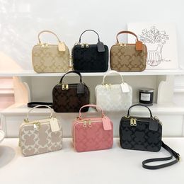 COA Box Bag dameskruistas schoudertas ontwerper luxe mini draagbare doos cosmetische mond rode tas klassieke mode vierkant doos kleine portemonnee