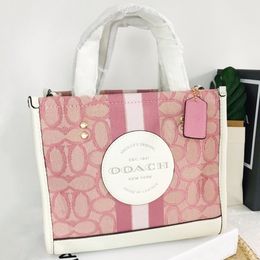 Coache Dempsey Field Pink Designer Tote Bag Woman Man Luxurys canvas lederen handtas winkel pochette schoudertas crossbody mode dames clutch duffle strandzakken