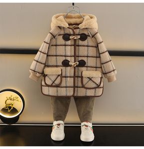 Abrigo para niños, chaqueta con capucha a cuadros de lana con orejas gruesas, ropa de abrigo para bebés y niños, moda de invierno, edición coreana suelta 230311
