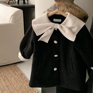 Manteau fille automne et hiver mi-long classique noir blanc col de poupée nœud polaire 231215