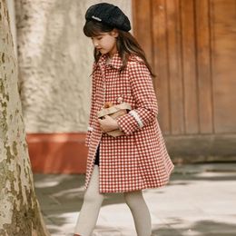 Manteau filles mode Plaid laine pour simple boutonnage vêtements d'extérieur pour enfants automne épais vêtements d'hiver 212 Y S58 231009