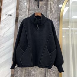 Coat Trapstar Coat Trapstar Style European Standing Neck Design avec bordure, courte veste en nylon perlé double face, lâche et minceur, cardigan épaissi pour les femmes