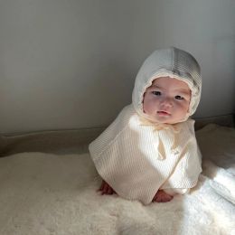 Mounds 2022 Automne Nouveau bébé fille mignonne veste à capuche solide Princesse Princesse Mabinet Coton Kids Waffle Cardigan Boy Boy Vêtements