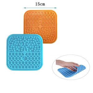 Manteaux Pet Lick Silicone Mat pour chiens Pet Slow Food Plate de nourriture Baignage Distraction Silicone chien Sucker Food Training Dog Feeder Supplies