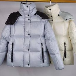 Mounds Hiver Nouvelles femmes Veste Down 2022 Fashion Coubère courte parkas de haute qualité Pain de pain en vrac Ve femme épaisses de bouffées chaudes