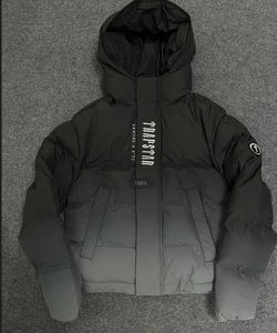 Coats2023 Automne Winter Trapstar Bomber Men's Veste Broidered Capotage à capuche Zipper Macai