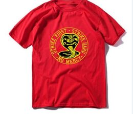 Cobra Kai No Mercy Strike First Strike Hard 80s Karate Kid Movie Men039s TShirt Gift vrouwen top zachte tee5392170