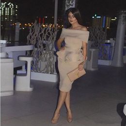 Robes de cocktail 2023 Champagne Dubai robe de soirée pas cher arabe femmes hors de l'épaule droite courte robe de bal moyen-orient robes formelles