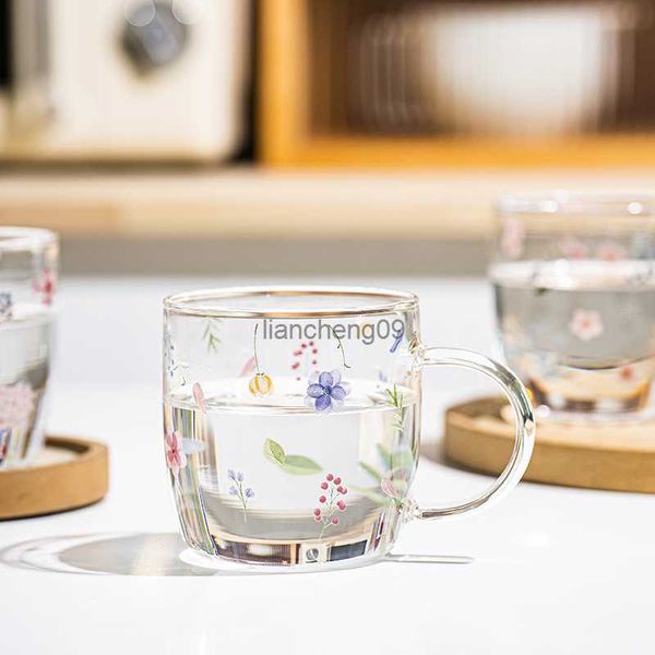 Taza de café Vidrio de borosilicato Patrón de flor creativa Taza de desayuno de agua de té con asa Vasos de beber transparentes para el hogar Regalo L230620