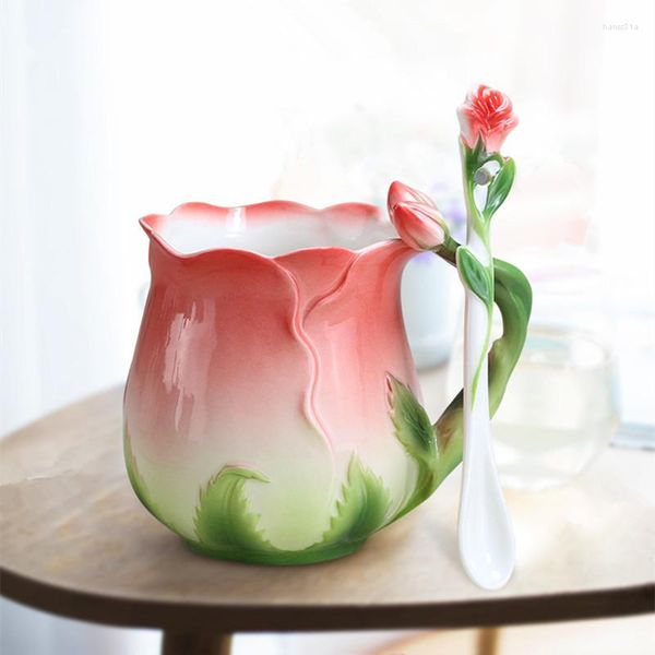 Pots à café Tasse en céramique émaillée de style européen créative 3D tasse à thé en forme de fleur de rose pastorale 4 couleurs tasses à lait de petit déjeuner avec cuillère