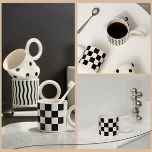 Cafetière à caoutchouc multifonctionnel Brosse à dents en noir / blanc