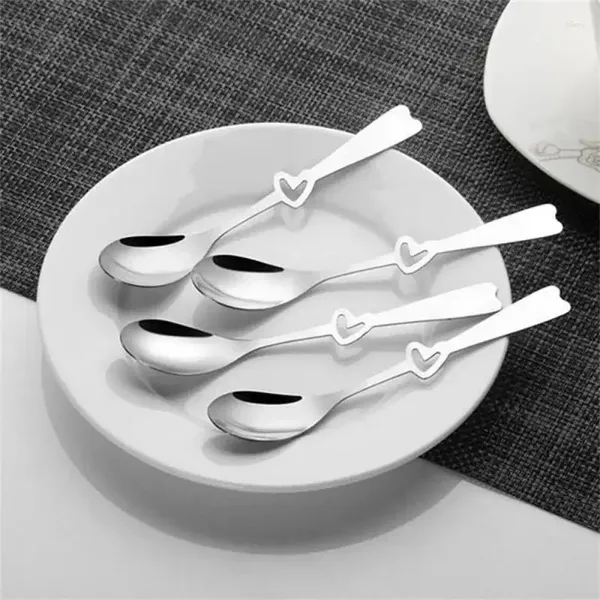 Coffee Scoops Couvrerie de cuillère pour la vaisselle en argent Silt Steel of Kitchen Dishes Fork Engendré de coeur pour la vaisselle de couteau en acier inoxydable