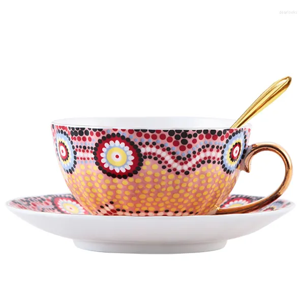 Juegos de té y café, juego de tazas de lujo, hueso pequeño europeo, China, tarde británica, flor Vintage