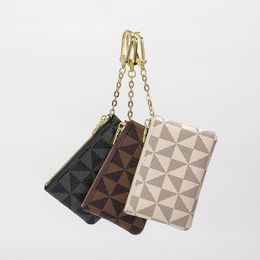 Porte-monnaie Porte-clés Porte-clés de voiture Porte-bagues Sac à fermeture éclair en cuir PU Noir Triangle Plaid Marron Fleur Pendentif Design Porte-clés pour hommes Femmes Accessoires de mode