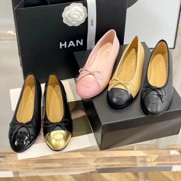 Chaussures de chaussures à chaussures de ballet pliables Sandale de luxe de qualité Sandale sexy Tennis toile canne