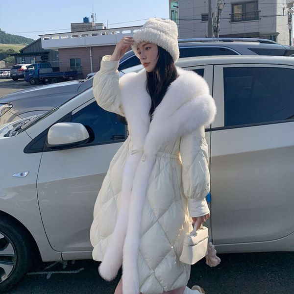 Veste d'hiver légère et luxueuse en duvet d'oie pour femme, manteau en fourrure de Haining, avec col pour grand renard, 2023, 2531