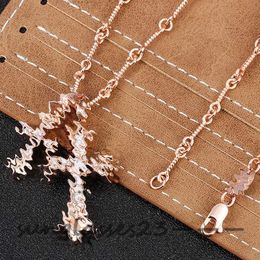 Collier pendentif collier clavicule, à la mode et exquis, collier pendentif de marque de luxe design, édition haute qualité, collier double croix