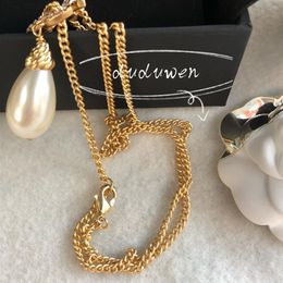 Collction Article C Fashion Pearl Pendant Collier For Party Wear Shining Stone Collier Classic Pearl C cadeau Cadeau Gift avec VIP Car212i