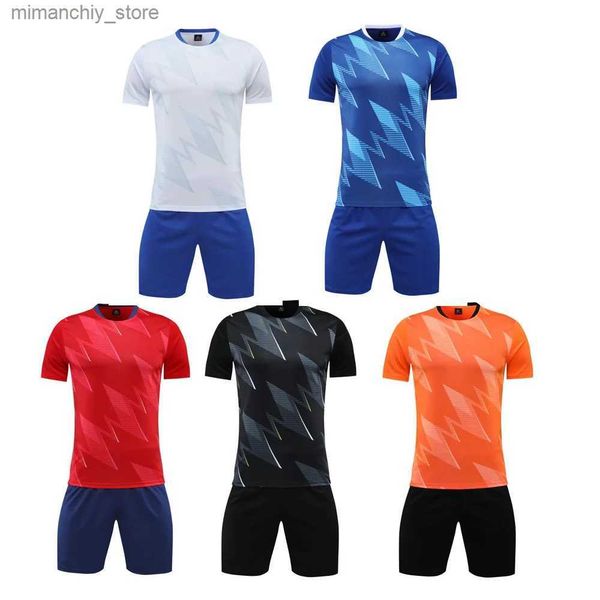 Maillot de football pour enfants adultes à collectionner Chemises d'uniforme de football personnalisées Hommes Kit de vêtements de sport Futsal Femmes Survêtement de formation Sport Sweat Suit Q231118