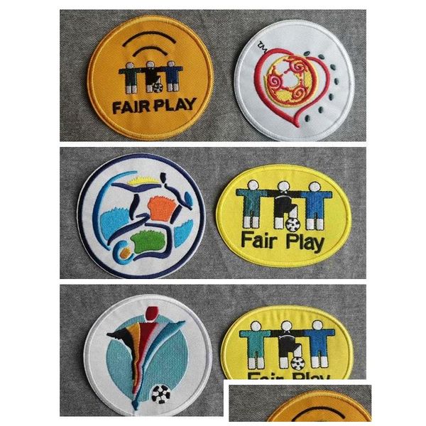 Souvenirs à collectionner Rétro Européen 1996 200 2004 Euro Football Printes Badges Football Stam Drop Livraison Sports Plein Air Athlétique O Dhtam