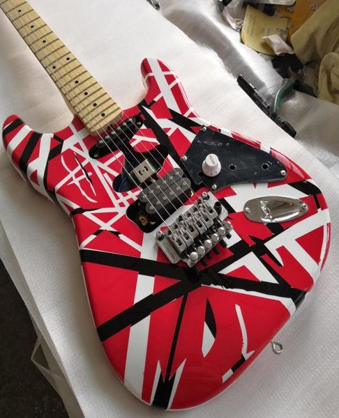 Collector 5150 Edward Eddie Van Halen Noir Blanc Stripe Rouge Franken ST Guitare électrique Manche en érable Floyd Rose Tremolo Verrouillage N4425885
