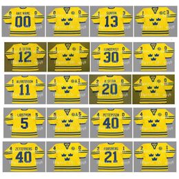 College Hockey draagt ​​Vintage 2002 Team Zweden Jerseys 12 Daniel Sedin 30 Lundqvist 5 Niclas Lidstrom 40 Elias Pettersson 40 Henrik Zetterberg Custom Hockey