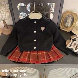 Ensembles de vêtements pour bébés filles de Style collégial, Cardigan et jupe d'automne, uniforme d'anniversaire pour 110 ans, tenue à la mode pour enfants 240129