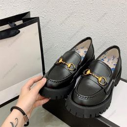 Mocasines de estilo universitario, zapatos de plataforma formales para niñas, mocasines de diseñador con bordado de abeja, zapatos informales de lujo, talla 35-40