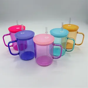 Tasses en verre transparentes colorées de 17 oz par sublimation avec poignée, gobelet de camping, pot de jus, boisson glacée, canette de bière, verres, tasses à café avec couvercles en plastique, pailles